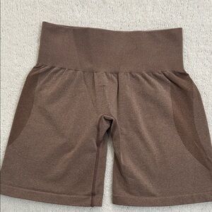 NVGTN Women's Chocolate Booty contour seamless workout Bike Shorts.